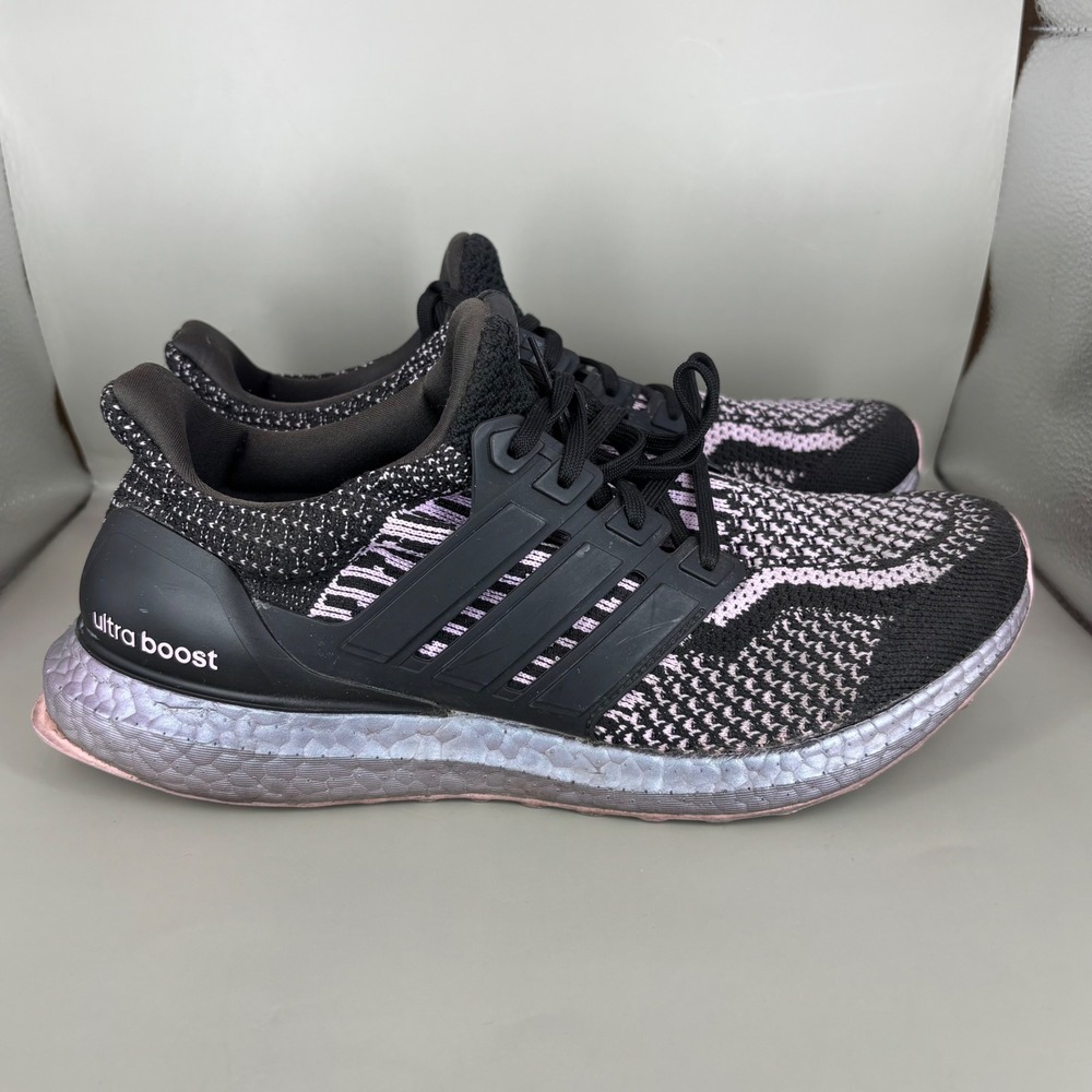 Adidas Ultraboost 5.0 DNA Black Beam Pink Running Shoes HP2477 Womens 8.5
